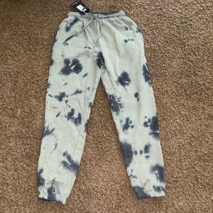 TYEDIE SWEATPANTS//SIZE 2